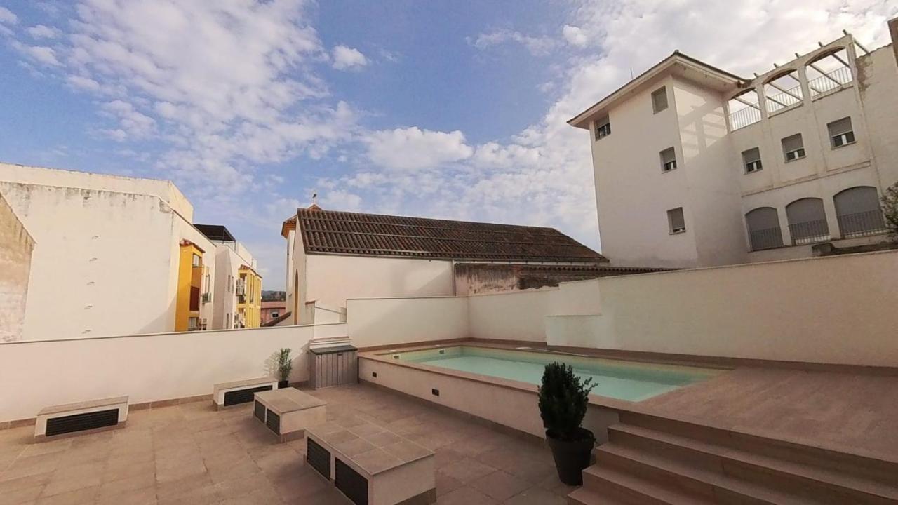 Alojamiento Los Naranjos Piscina Y Parking Gratuito Jaén Dış mekan fotoğraf